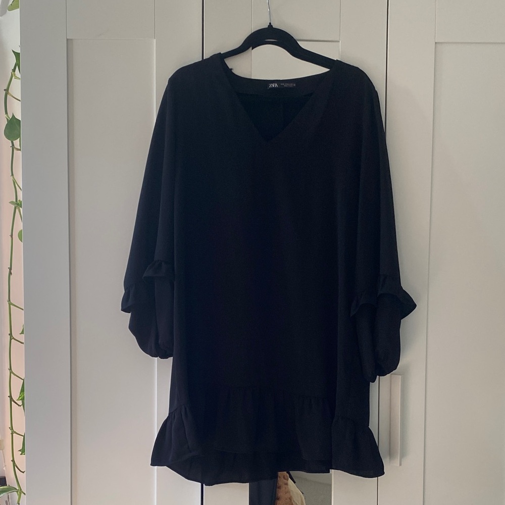 Zara Black V-Neck dress with Ruffle Details